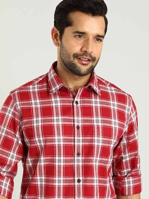Indian Terrain Men's Regular Fit Full Sleeve Checkered Red Shirt